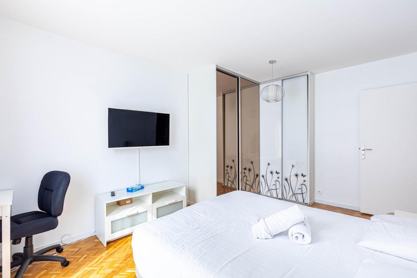Guestready - Sejour Familial Dans Le 20eme * Parijs